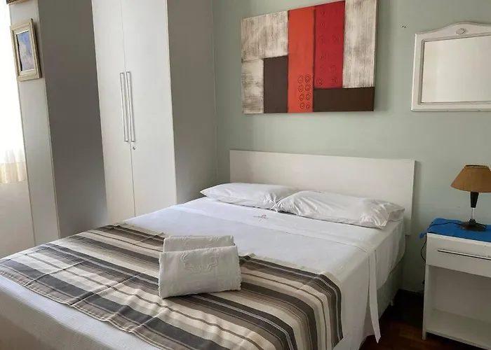 Charmoso apartamento na av. Atlântica, Copacabana Rio de Janeiro